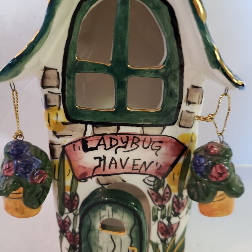 Lady Bug Haven - Picture 5 of 16